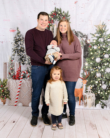 October 25th, 2025-Crown Preschool-Holiday Family Portrait Fundraiser
